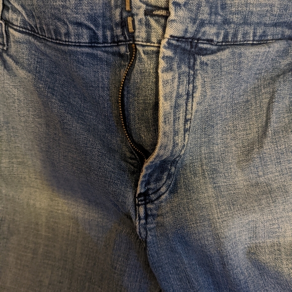 Jeans - Picture 3 of 4